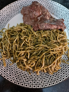 Una foto de Fideos con Pesto