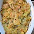 Gratin de pommes de terre, saumon fumé et ciboulette
