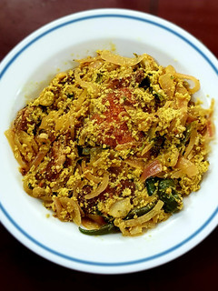 A picture of Fish egg thob.