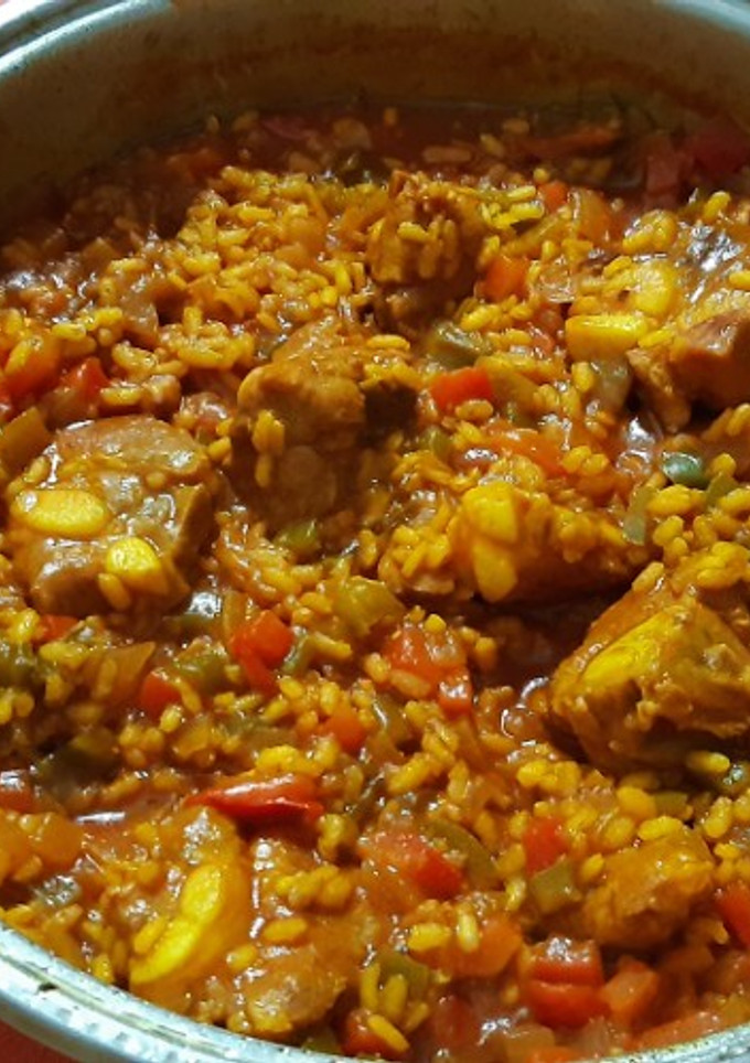 Una foto de Arroz integral con costillitas adobadas