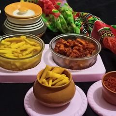 A picture of Gujrat special Garmar pickle (Coleus Roots pickle).