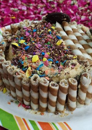 બિસ્કીટ કેક(cake recipe in gujarati) રેસીપી મુખ્ય ફોટો