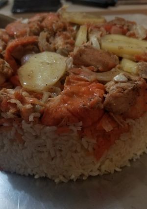 Foto resep Maklooba atau maklube dengan smoked chicken breast