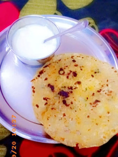 आलू और प्याज के पराठे (Aloo aur pyaz ke parathe recipe in Hindi) रेसिपी मुख्य फोटो