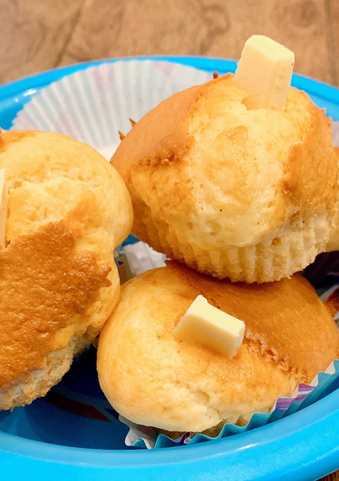 Una foto de Muffins de yogur y chocolate blanco (Thermomix)