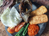 Lele Goreng sambal Terasi Tomat