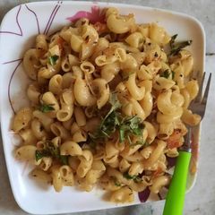 A picture of Macaroni.