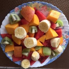 A picture of Mixed fruits.