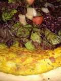 Tortilla de papas con ensalada!!