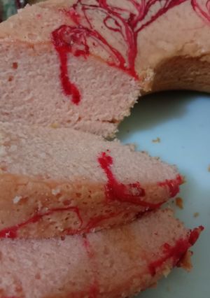 Foto resep Bolu strawberry simple