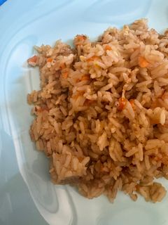 Una foto de Arroz tres delicias