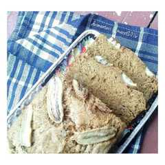รูปของ Banana bread (source farah quinn)