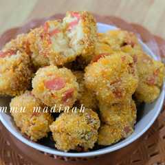 A picture of Bola Roti Goreng Sosis.
