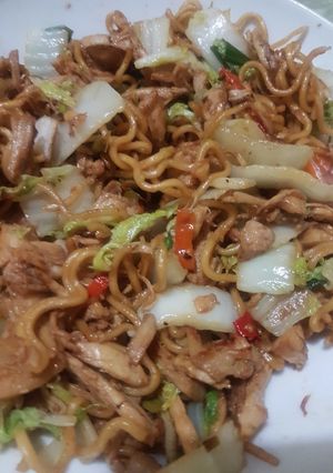 Foto resep Mie Goreng Ayam Sawi Putih