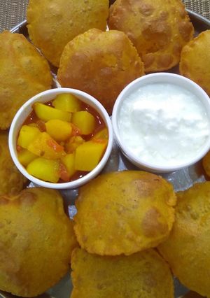 મસાલા પૂરી=masala puri in Gujarati ) રેસીપી મુખ્ય ફોટો