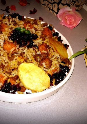 عکسی از دستور کئی پلا مازرونی (پلو کدو حلوایی شمالی)