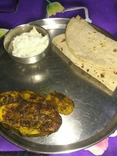 मसाला बैंगन आलू फ्राई (Masala baingan aloo fry recipe in hindi) रेसिपी मुख्य फोटो