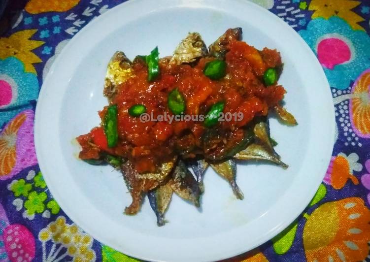 Resep Sambal Ikan Asin Pedas Ala Medan, Lezat