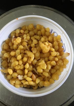 મીઠી બુંદી (Mithi Boondi Recipe In Gujarati) રેસીપી મુખ્ય ફોટો