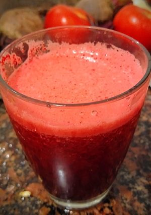 Una foto de Jugo rojo nutritivo