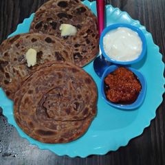 A picture of Beetroot pulp Lachha Paratha.