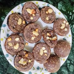 A picture of Sweet Ragi Balls.