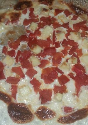 صورة لوصفة بيتزا الجبن بالطماطم🍕