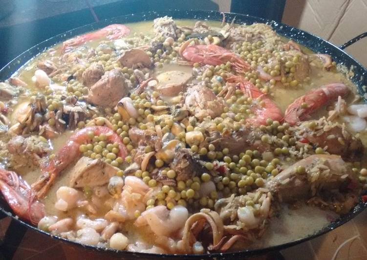 Paella fácil Receta de Natalia Denise - Cookpad