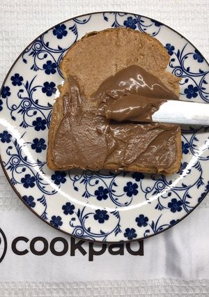 Φωτογραφία της συνταγής Σάντουιτς με φυστικοβούτυρο και πραλίνα