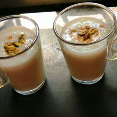 A picture of Sweet Lassi.