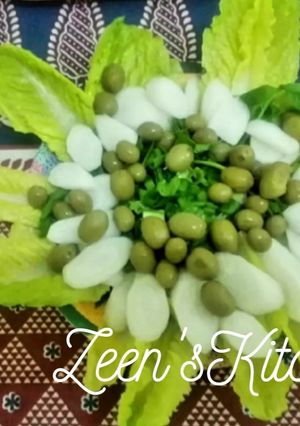 A picture of Healthy Green Salad.