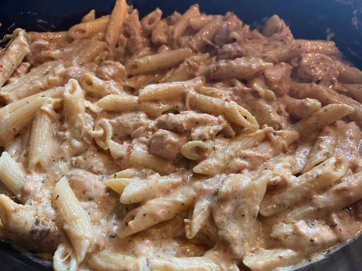 Recipe Garlic Parmesan Slow Cooker Chicken (Buffalo Wild Wings Sauce) the Can Spoil the Tongue Makes you drool
