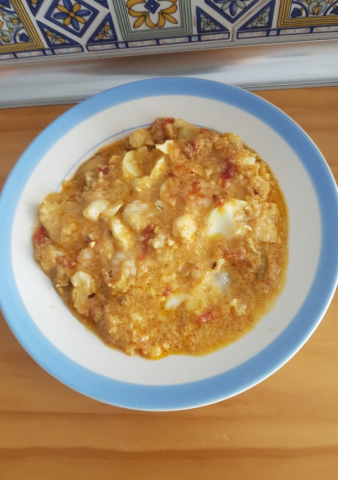 Una foto de Bacalao en salsa