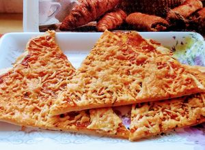 Margaréta pizza kelesztés nélkül vajjal, almaecettel 🍕🍕🍕 recept fotója