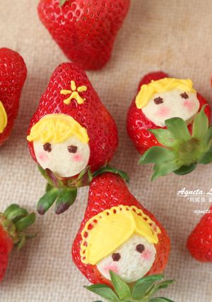 [sweet♥阿妮塔] 草莓小紅帽。 的食譜成品照片