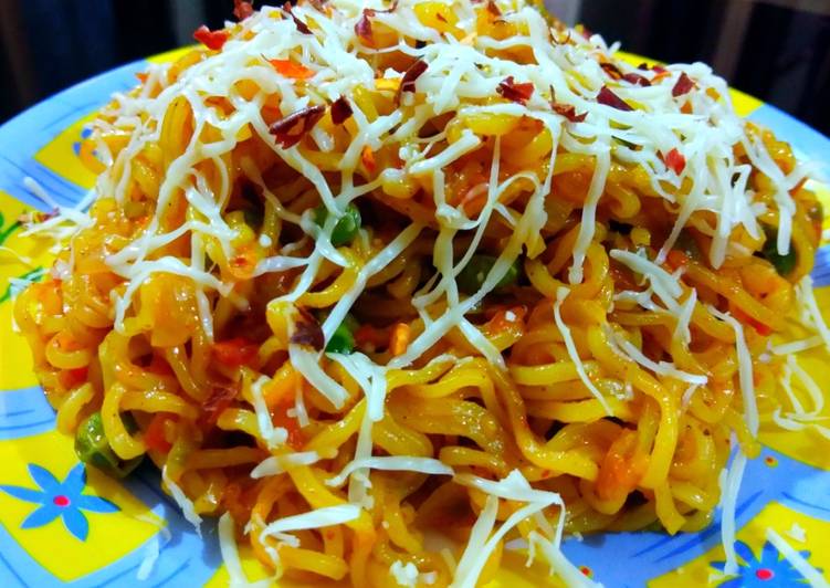 Step-by-Step Guide to Prepare Tasty Pav Bhaji Maggi
