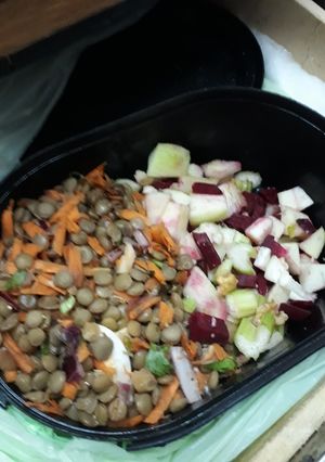 Una foto de Ensalada saludable de lentejas