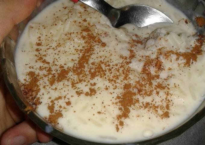 Arroz con leche. Un clásico! Receta de mica lacuesta- Cookpad