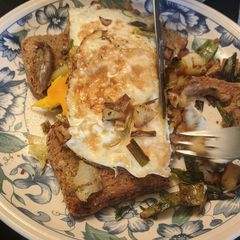 A picture of Jack's heartbreak eggs.