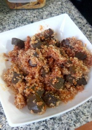 Foto principal de Quinoa con sangre de cerdo encebollado