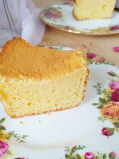 Una foto de Golden Sponge Cake