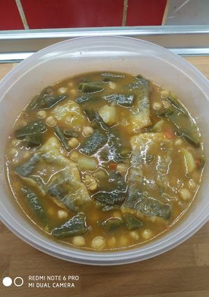 Una foto de Potaje de bacalao