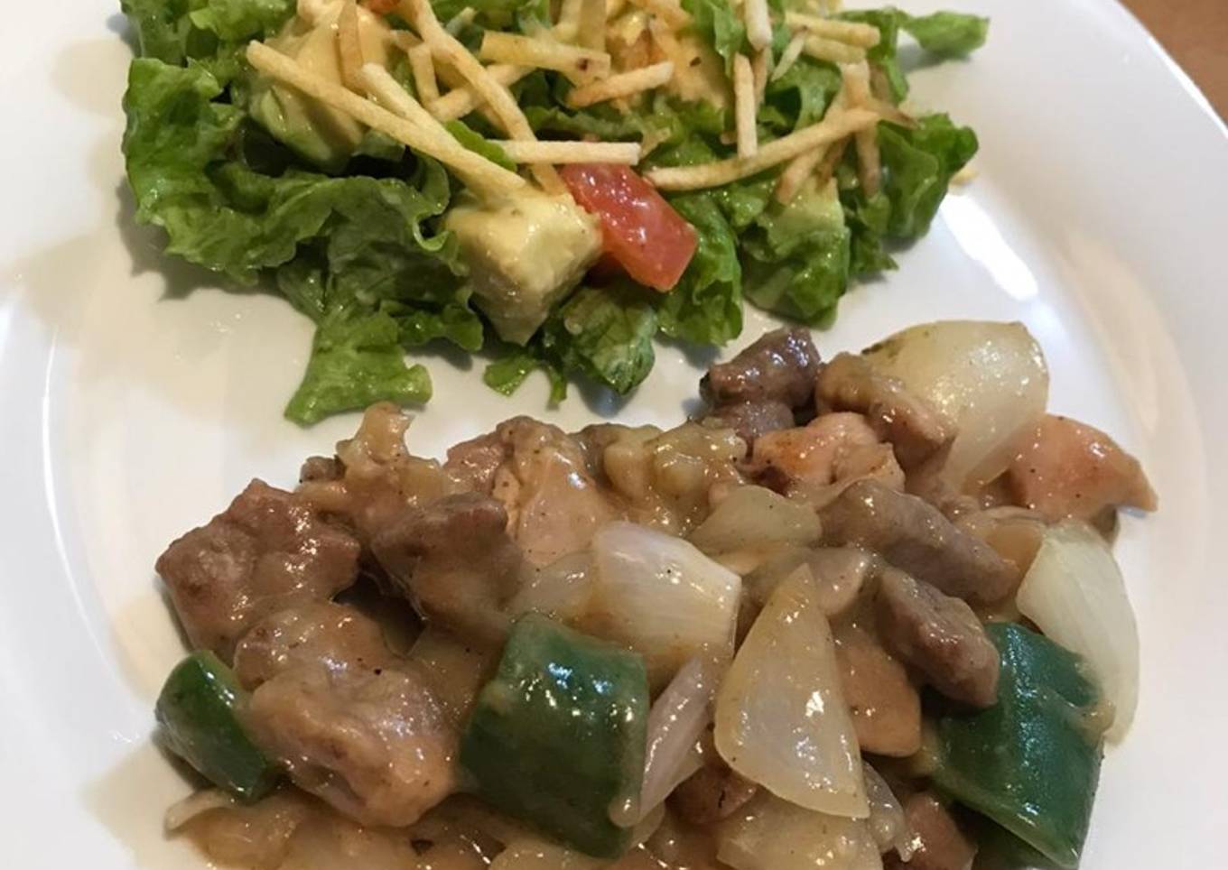 Pollo y lomo con champiñones 👩🏻🍳✨