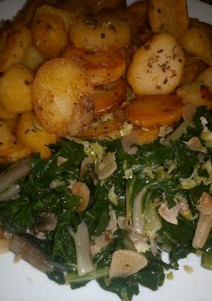 A picture of Garlic potatoes.