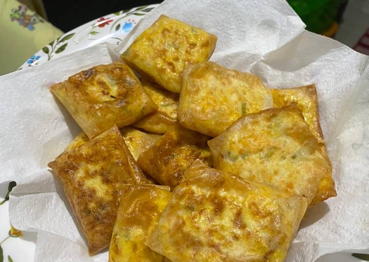 Martabak tahu kornet