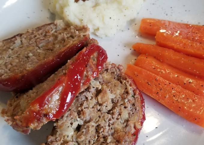 Recipe of Speedy Meatloaf; ground beef and sweet sausage blend