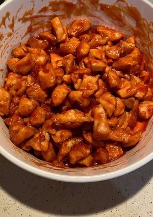 Ketchupos mézes chilis csirkemell recept fotója