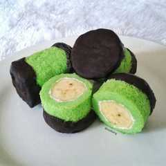 A picture of Banana Roll.