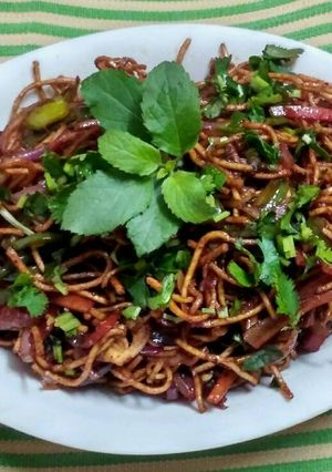 A picture of Chinese bhel.
