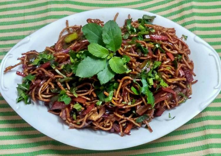 Steps to Prepare Homemade Chinese bhel